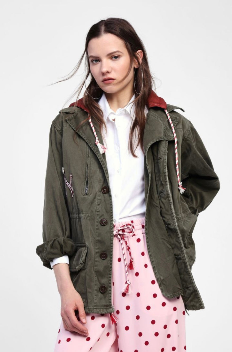 Parka con cappuccio e tasche