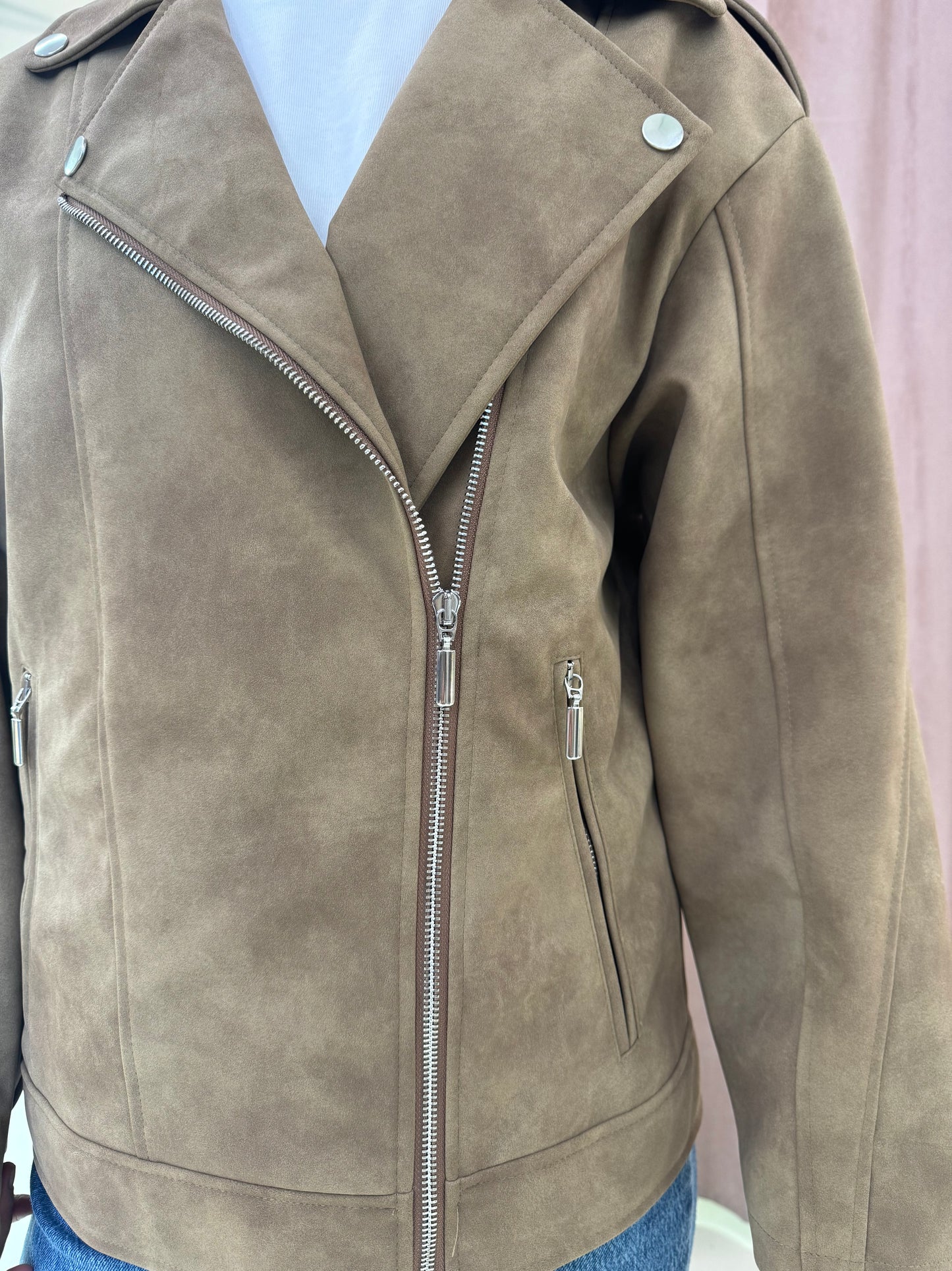 Giubbotto biker effetto scamosciato