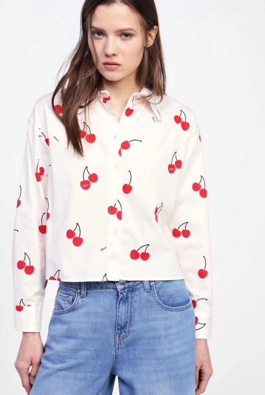 Camicia con stampa ciliegie e bottoni