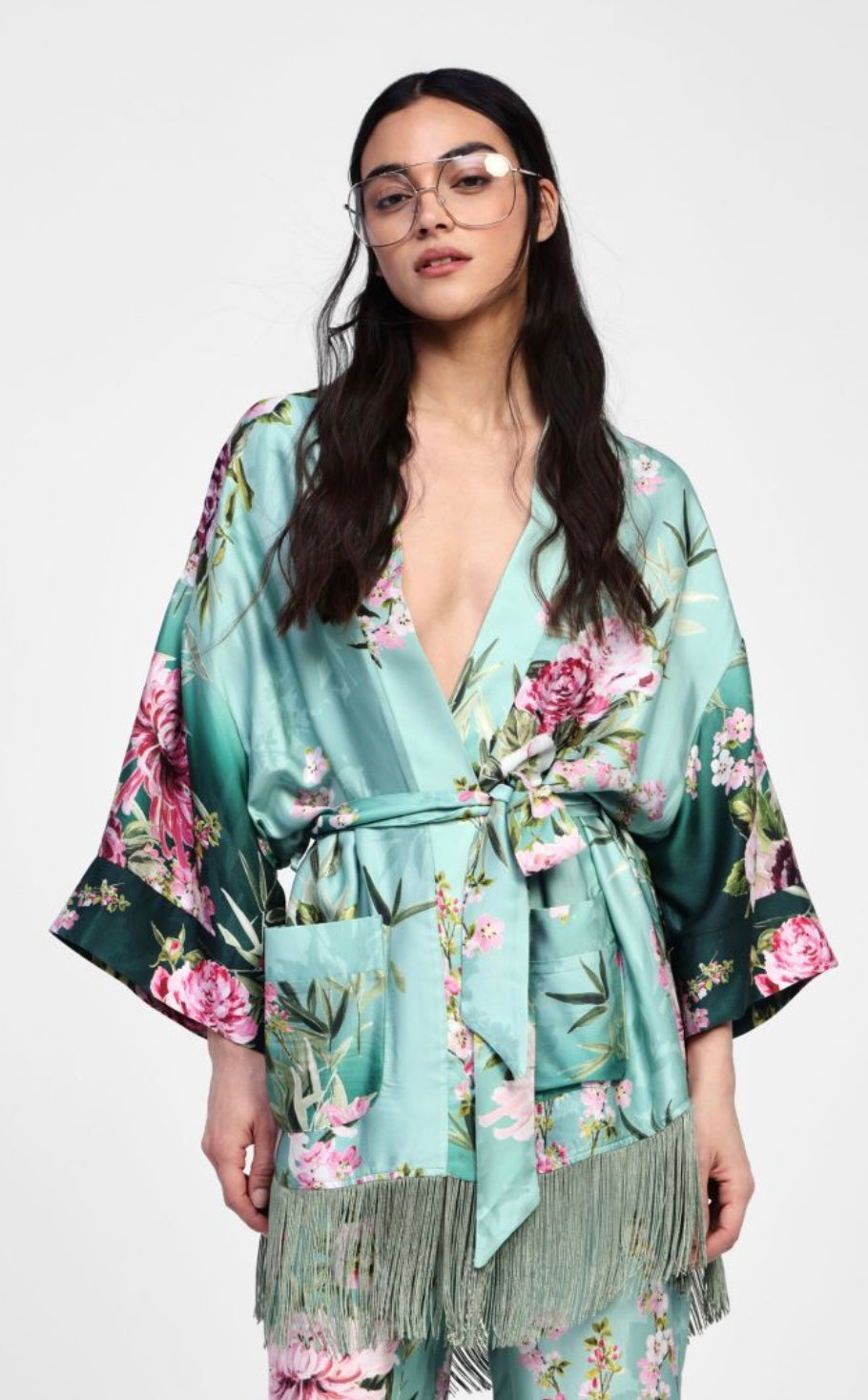 Kimono con motivo floreale e tasche