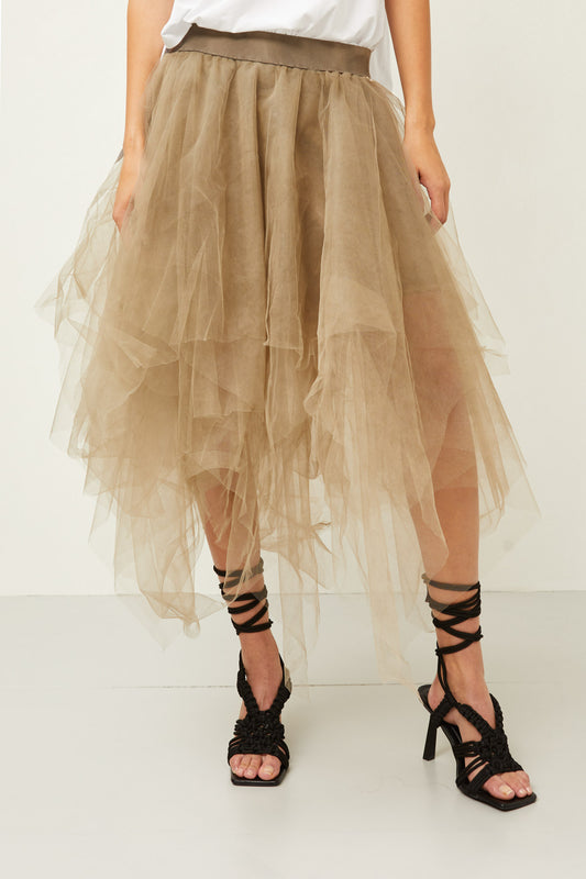 Gonna in tulle con punte asimmetriche